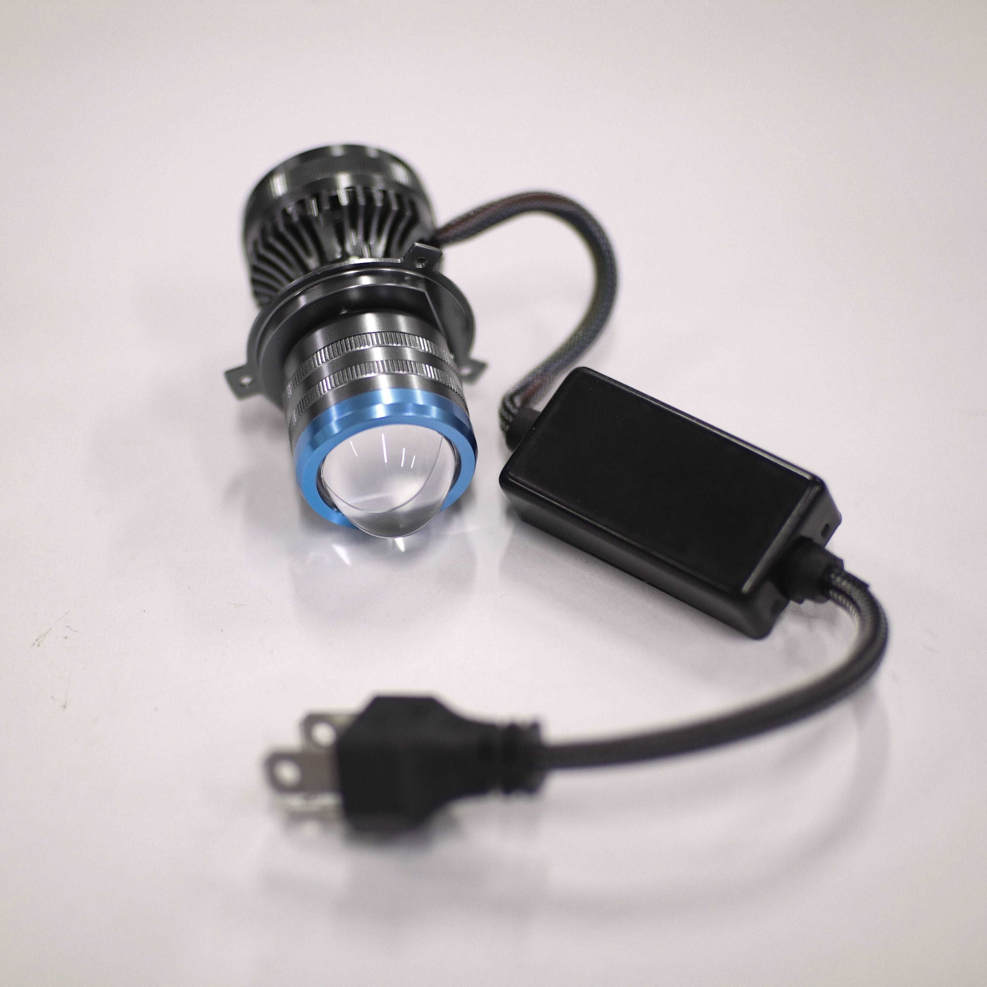 BOMBILLO TRICETA LED H4 9600 LM