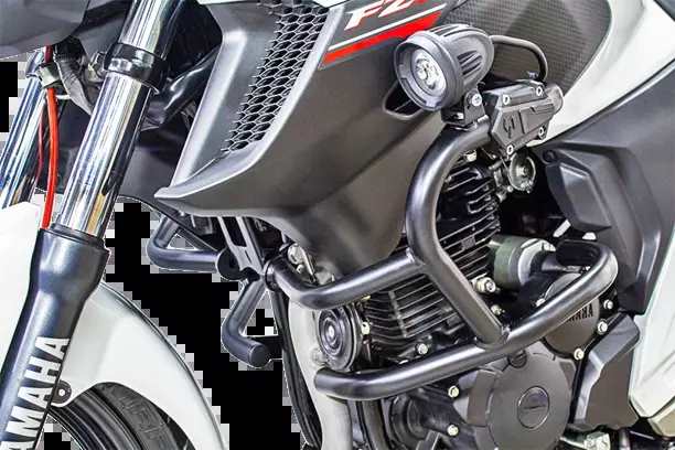 Defensa para Yamaha FZ 250